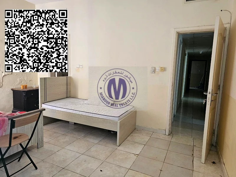 شقة فسيحة فارغة مكونة من غرفتي نوم ومجلس متاحة للبيع في أبراج الخور، عجمان...63256057963779113