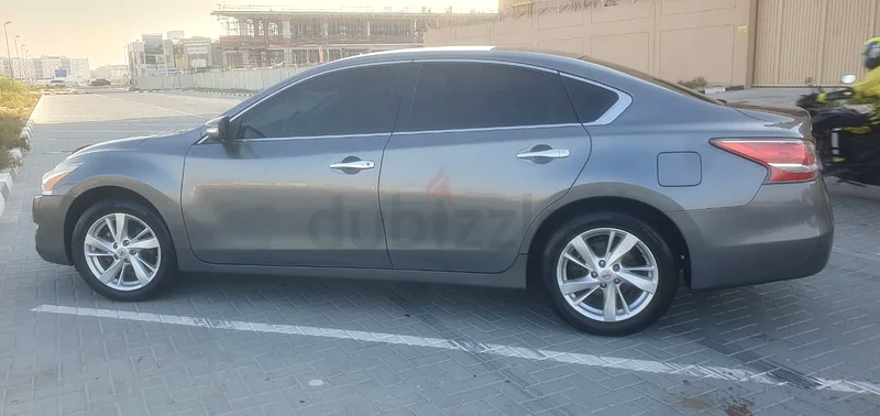 نيسان ألتيما نظيفة ومرتبة63147206565891113