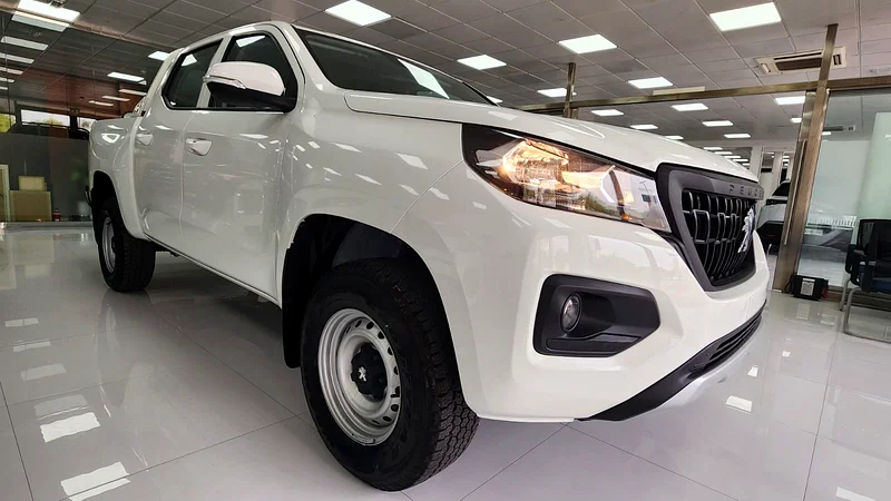 ZERO km - PEUGEOT LANDTREK Manual 2023 | PEUGEOT Warranty | AED1,148/month | Zero Down payment63221301464066113