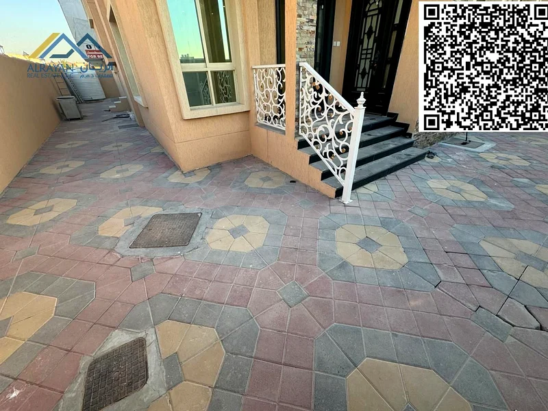 بسعر يشمل الكهرباء والماء وتكييف الهواء * 6 غرف * تصميم عصري مميز وتشطيبات فاخرة63870034672770113