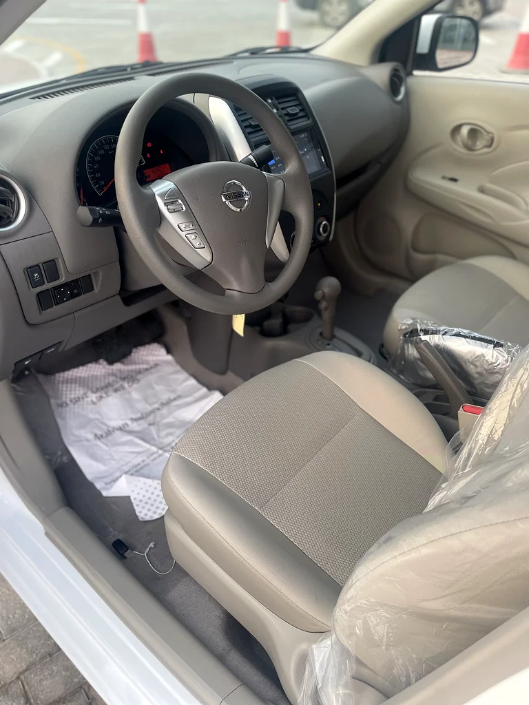 Nissan Sunny 2025 White63148167123841111