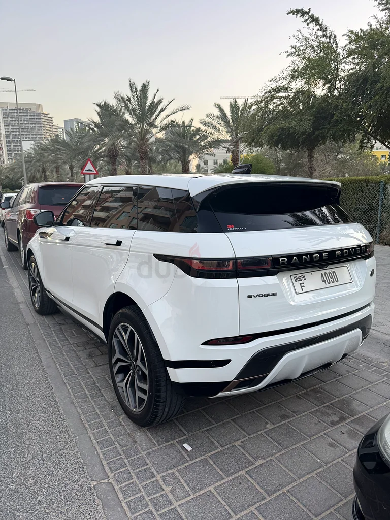 Land Rover . Range rover evoque 2022 . Rdaynamic HSE63159256264579112