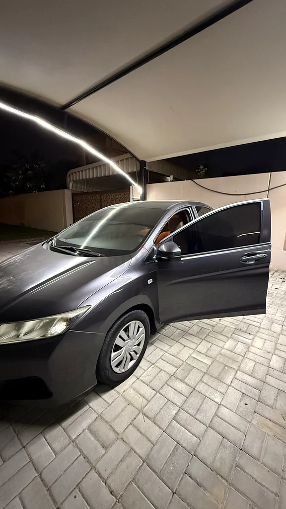 Honda city for sale / للبيع هوندا سيتي 201663174307593985113