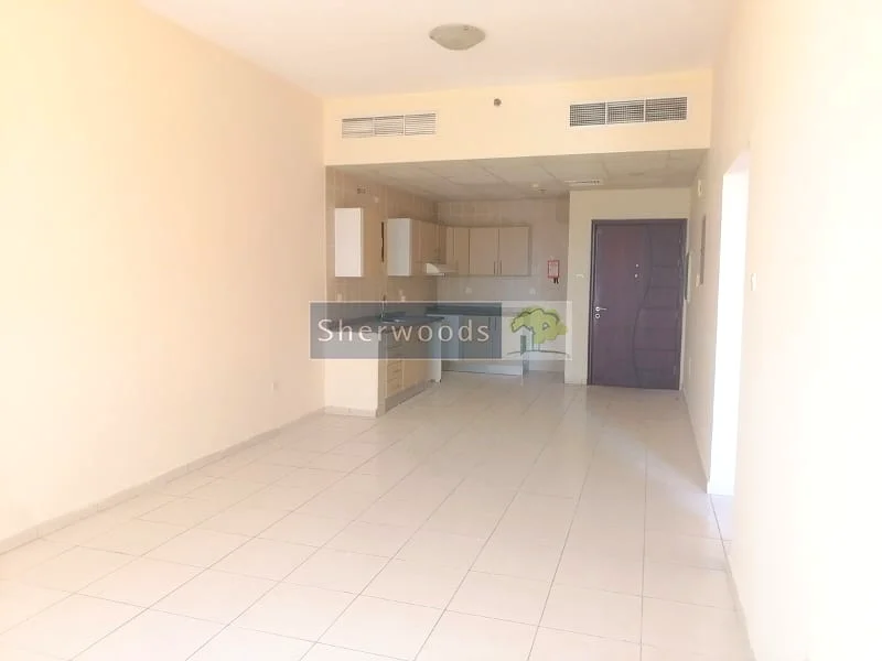 Spacious Apartment | Convenient I Mountain Views63856099711873112