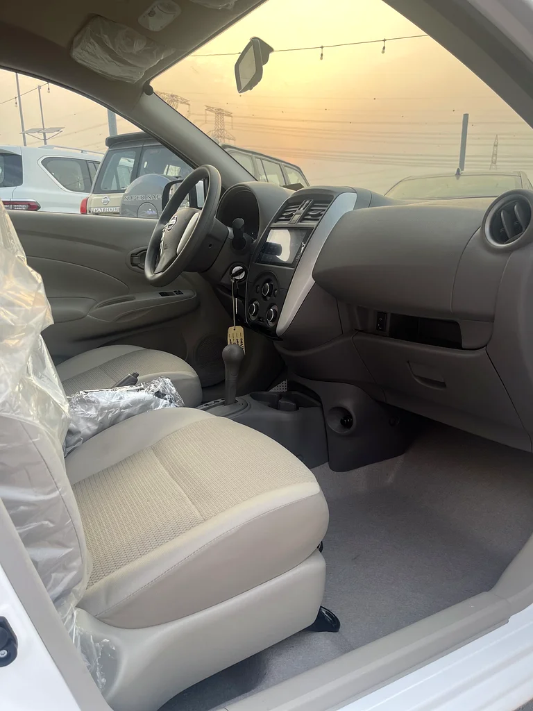 Nissan Sunny 2025 White63148167123841113