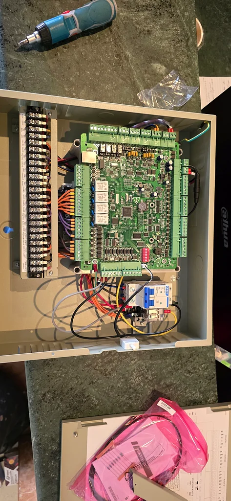Small office Network and villa cameras installation63168984859649114