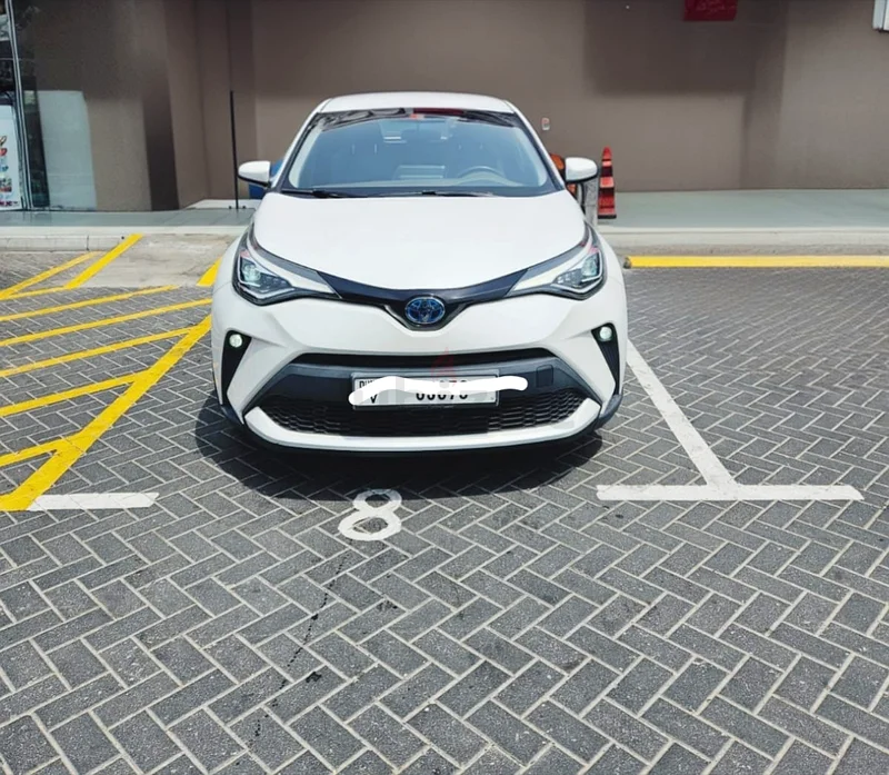 Toyota C-HR 2022 Hybrid VX Full Option, Low KMs, First Owner, Lady Driven, Full Service History, GCC631481688817941119