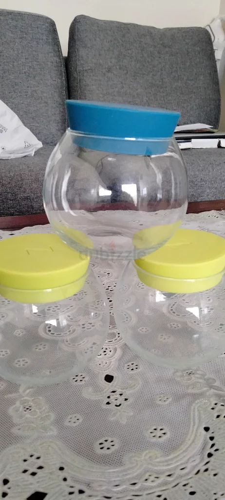 Glass jar63215872426115110