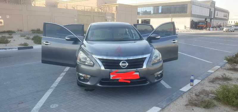 نيسان ألتيما نظيفة ومرتبة63147206565891114