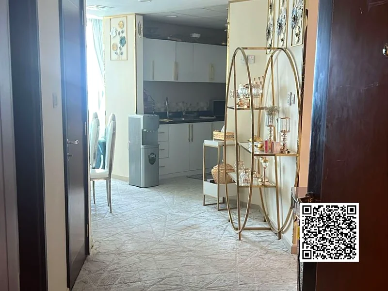 شقة فاخرة مكونة من غرفتين نوم مع ديكورات كلاسيكية - جاهزة للانتقال فورًا!63294270084739111