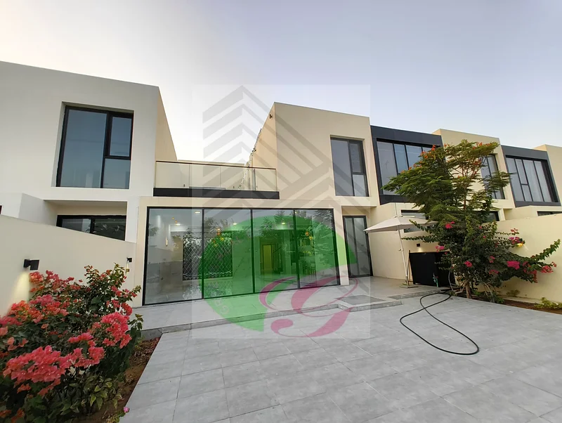Single Line | Enriched Green Garden | 100% Freehold | Gated Society63254475766531113