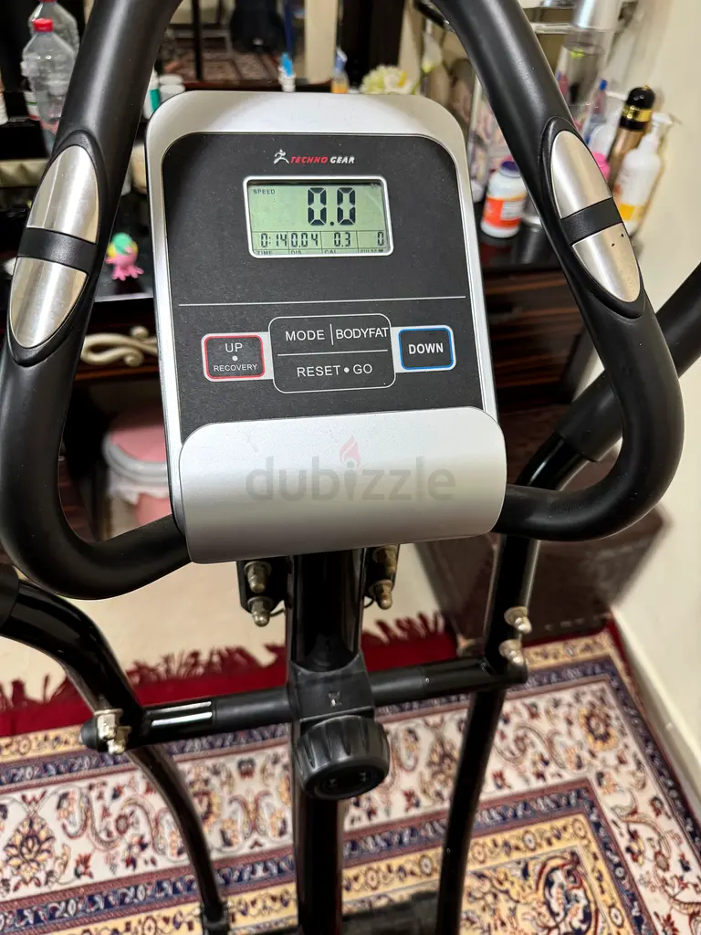Get Fit at Home: Quality Elliptical Trainer for Sale!