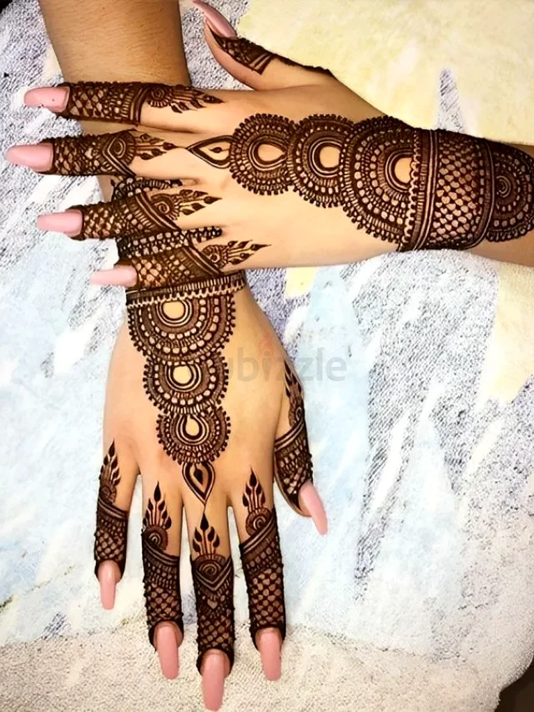 Mehendi Services available63220333435905111