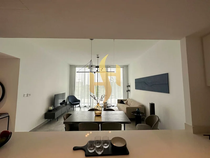 new prand apartment -good location63204232997763112