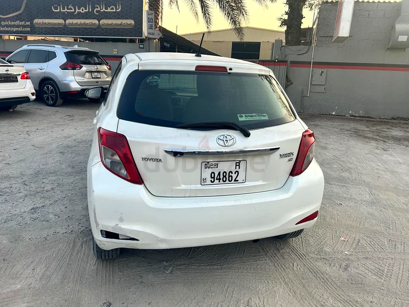 تويوتا ياريس SE 2014 هاتشباك63147210170627112