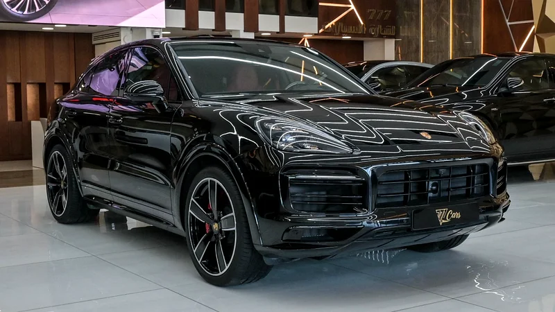 PORSCHE CAYENNE GTS COUPE 202363150022835331111