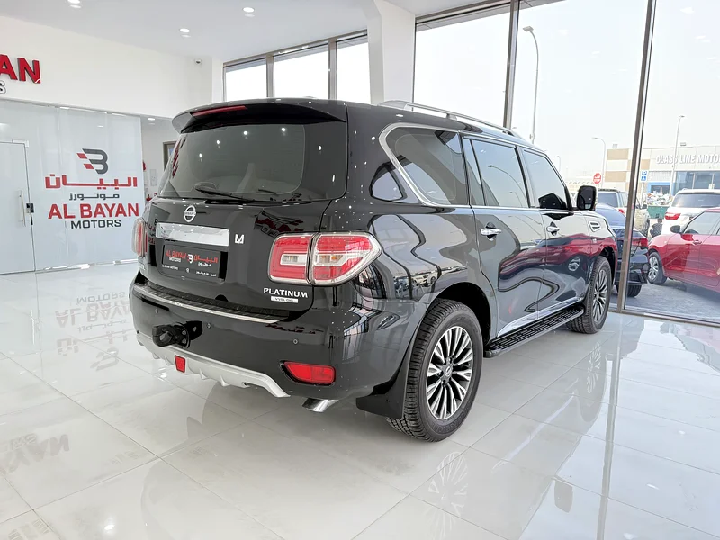 Nissan Patrol Platinum, Nissan Platinum 400Hp, 8-cylinder, black/red, Gulf model, converted from inside, 201863157442290435112