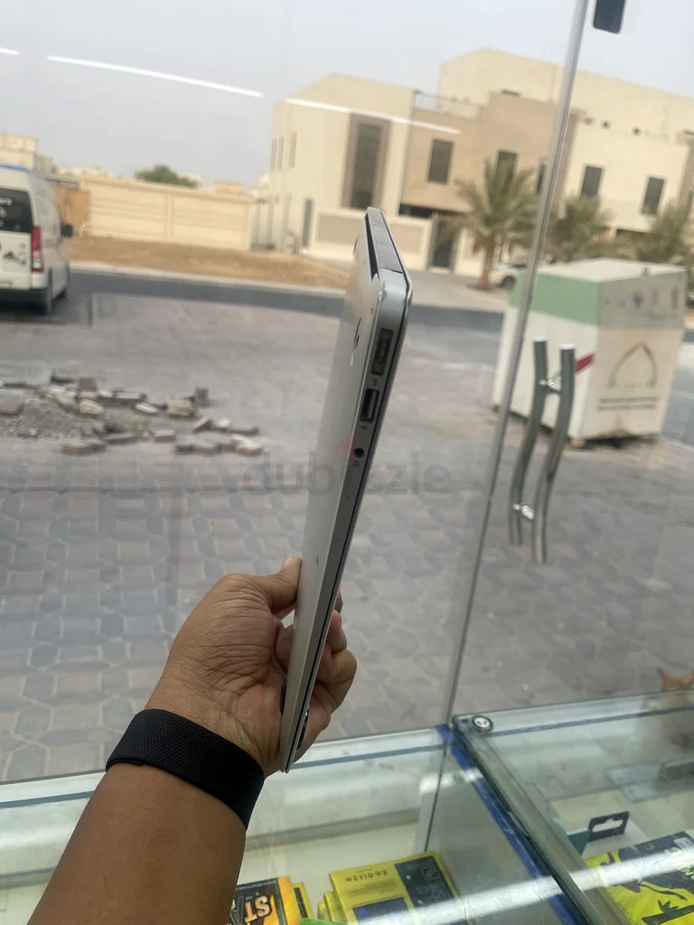 ماك بوك إير 2015 للبيع 256 جيجابايت63167116960898113