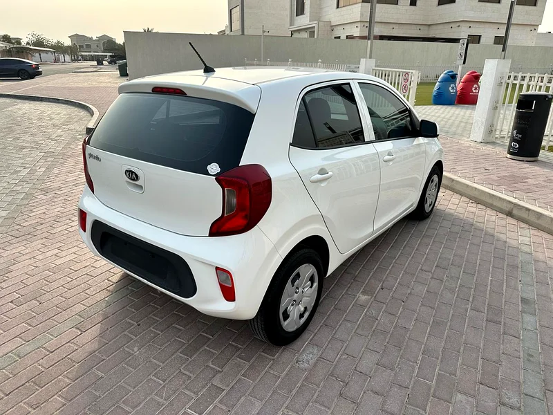 ٦١٣ درهم إماراتي شهريًا، دفعة أولى ٠٪  
* كيا بيكانتو ٢٠٢١  
* سجل صيانة كامل  
* خالية من الحوادث  
* لدول مجلس التعاون الخليجي63171745403011113