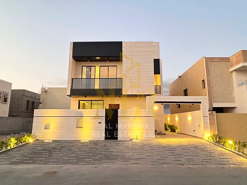 **Strategic location near all services** 🔹 **Easy access to main roads** (for all services) 🔹 **A quiet and family neighborhood that provides privac63881040374658110