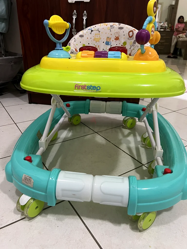 Baby walker63204258662785113