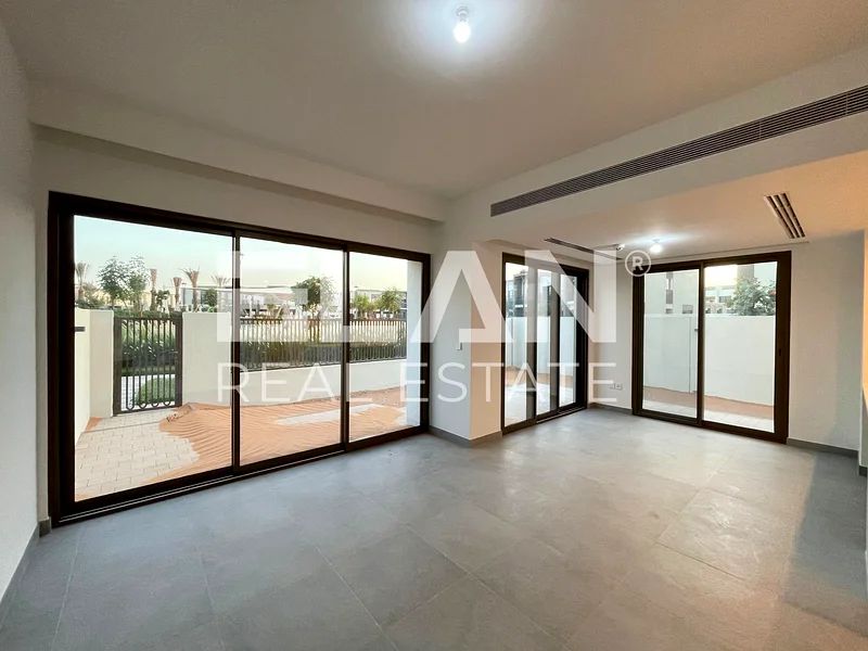 Spacious Layout | Single Row | Near Pool & Park63214881991299112