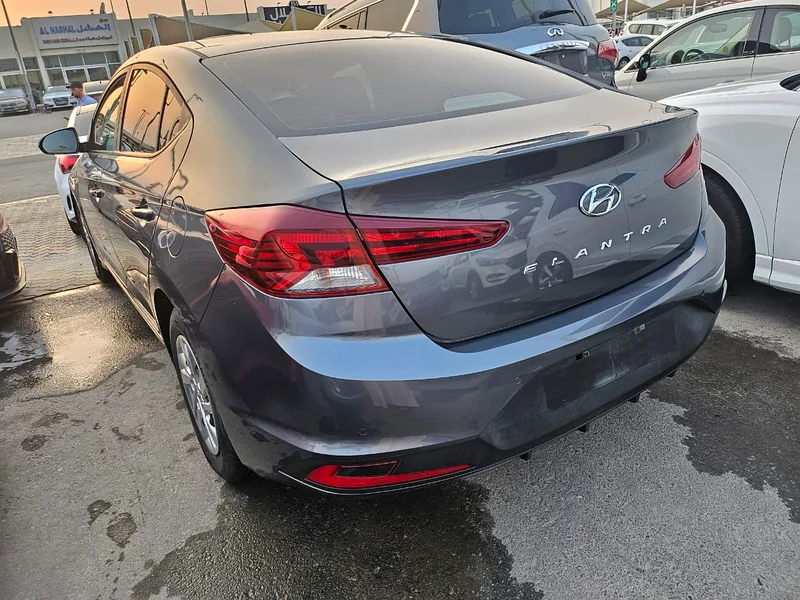 Hyundai Elantra63170388093699112