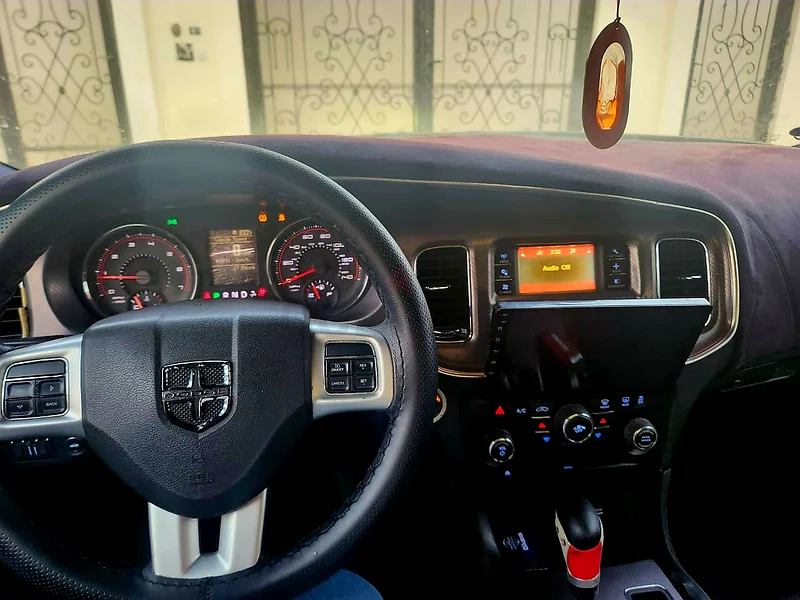 2013 Dodge charger - Great Condition available for sale63153229204098113