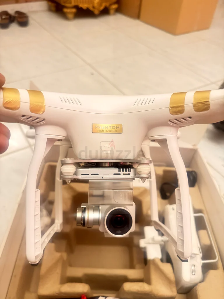 New DJI phantom 3 professional63234612415234113