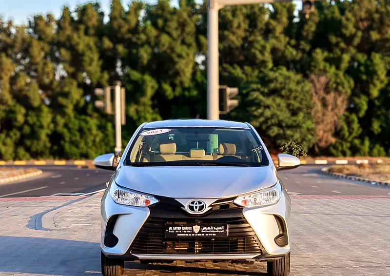 Toyota Yaris 1.5L 2021 GCC, original paint, accident-free, in excellent condition 649 P.M63167560930051111