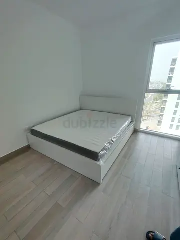 Malam king size bed 180/200cm bed with 2 storage drawers underneath and Ikea mattress