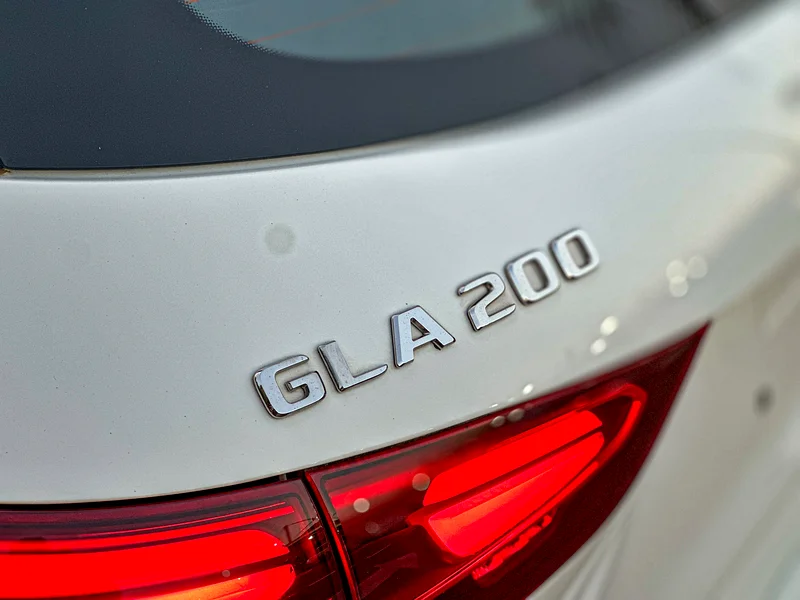 مرسيدس بنز GLA 200 جديدة 2025 / محرك 1.3 لتر توربو / ضمان وخدمة صيانة63146745240193114