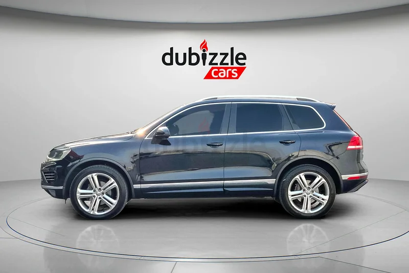AED 1373/month | 2015 Volkswagen Touareg R-Line | GCC Specs | Ref#34222963151399693569114