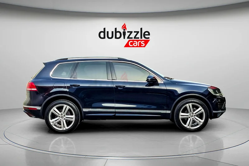 AED 1373/month | 2015 Volkswagen Touareg R-Line | GCC Specs | Ref#34222963151399693569113