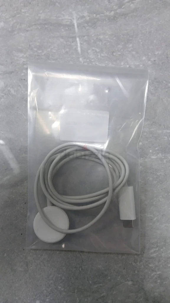 UNKNOWN BRAND MAGSAFE CHARGER63223357979650111