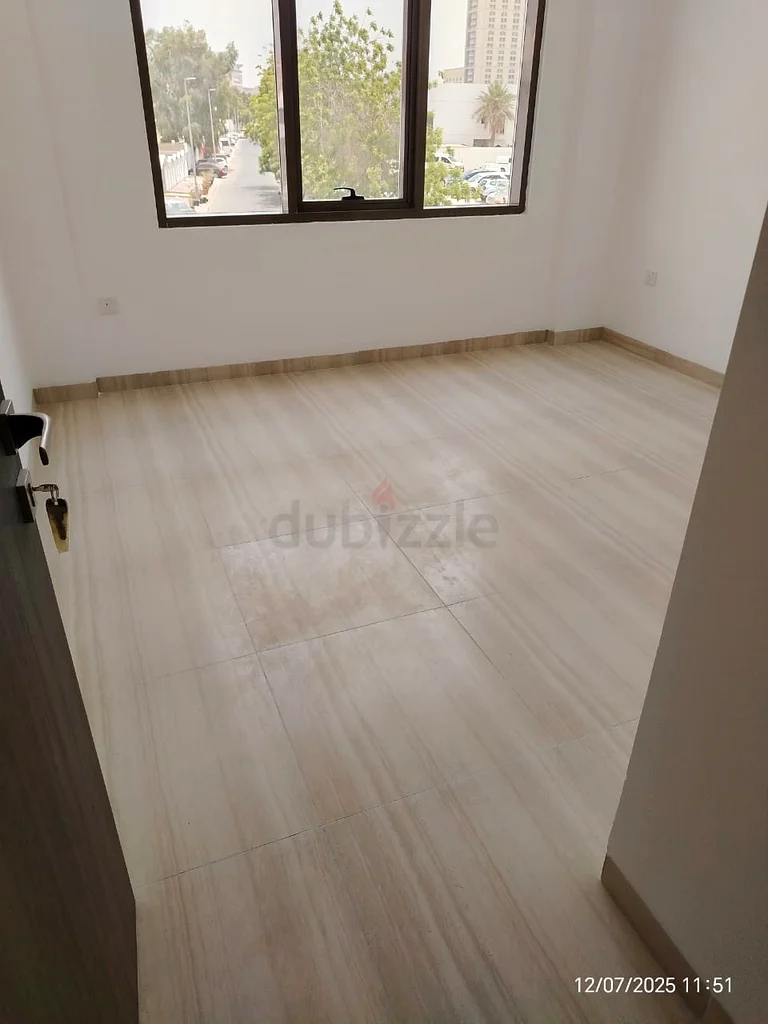 ROOMS FOR MONTHLY RENT63143963344001113