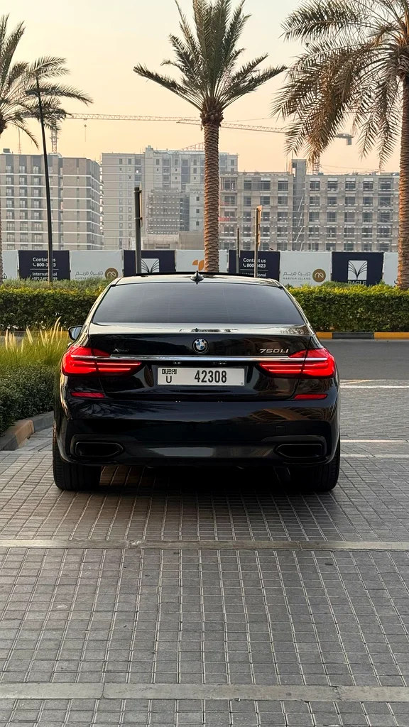 Bmw 750 li mpower63228784384259112