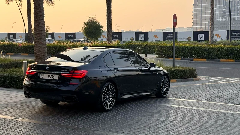 Bmw 750 li mpower63228784384259111