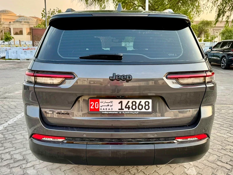 جيب جراند تشيروك ألتايتيد للفل سيرفيسز، مع سجل الصيانة الكامل والضمان63171296741251114