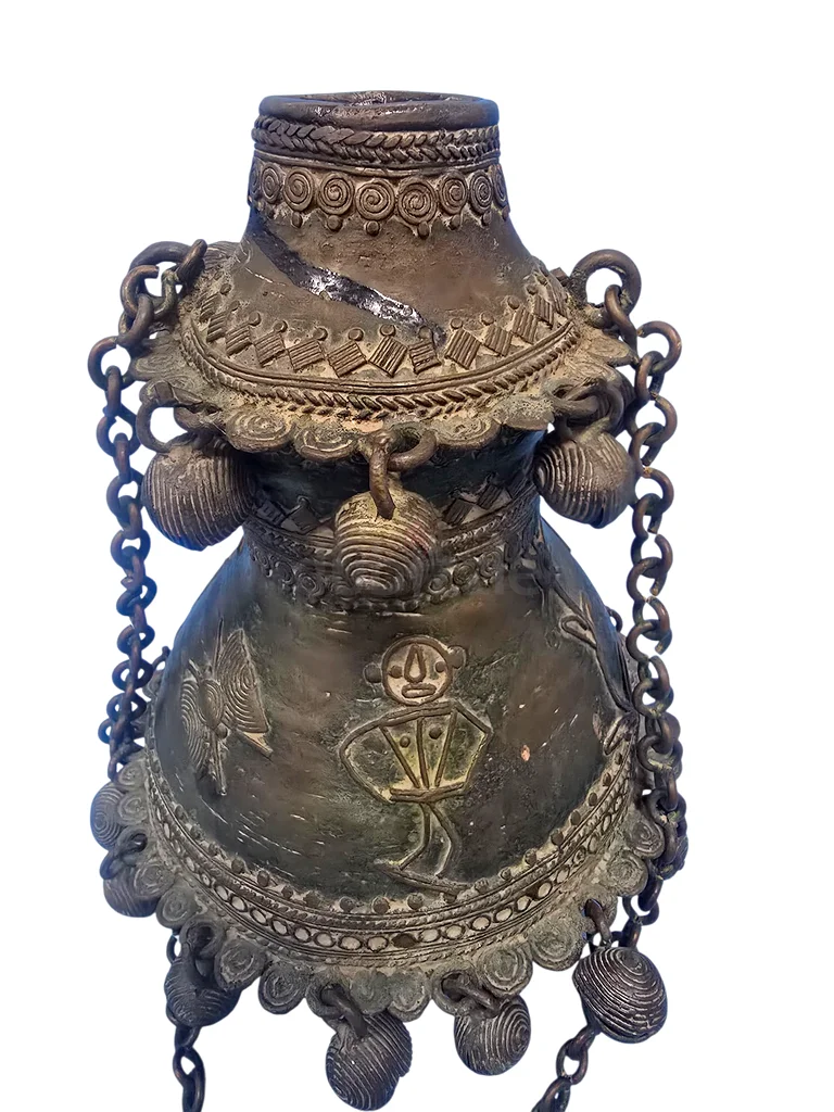 Exquisite Antique Decorative Pot with Intricate Handcrafting63223355866753112