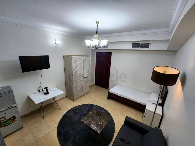 Jumeira Street 17B63143963268482111