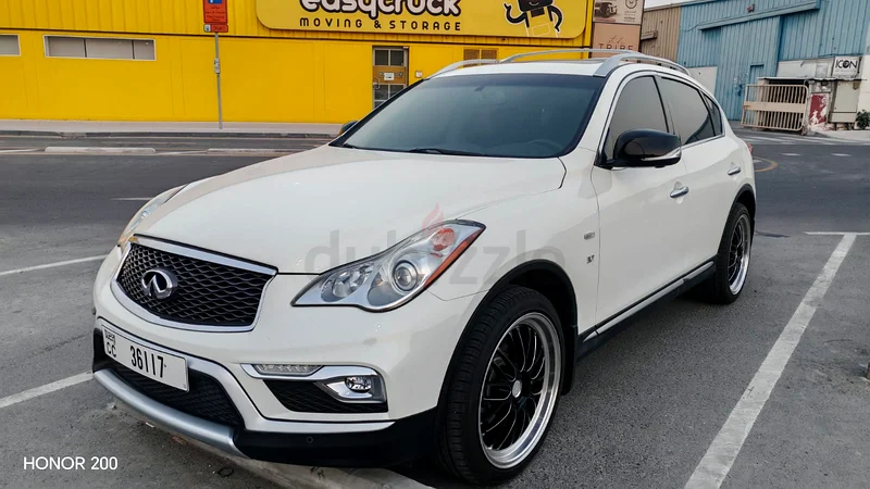 INFINITI QX50 2018 سيارة نظيفة للغاية63174307175683111