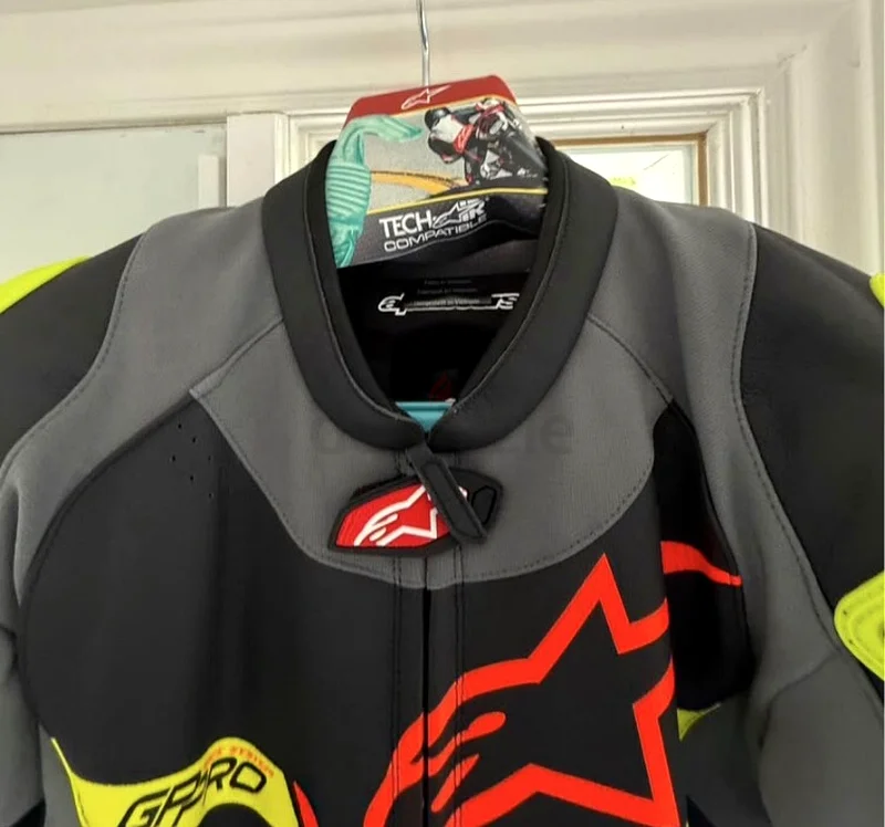 بدلة سباق دراجات نارية جلدية من Alpinestars GP Pro63237616564353114