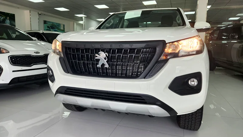 ZERO km - PEUGEOT LANDTREK Manual 2023 | PEUGEOT Warranty | AED1,148/month | Zero Down payment63221301464066112