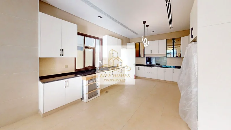 Exquisite Stone-Clad Luxury Villa for Sale – Move-In Ready | Premium Finishes | Prime Location63892020653698110