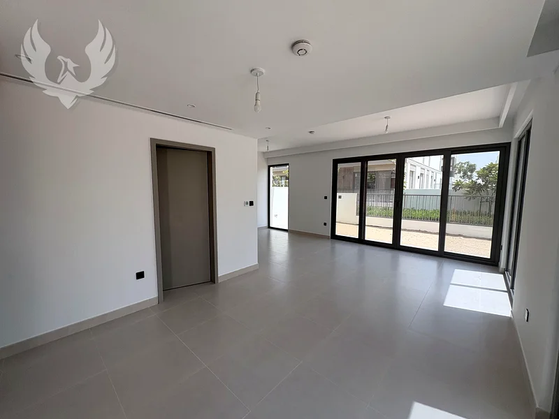Lagoon Facing | Upgraded | Single Row63806667331842112