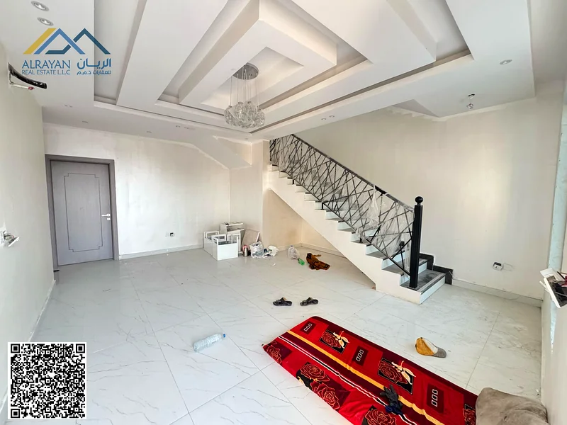 فيلا جديدة للبيع في موقع متميز، تشمل رسوم التسجيل ونقل الملكية.63892120928898112