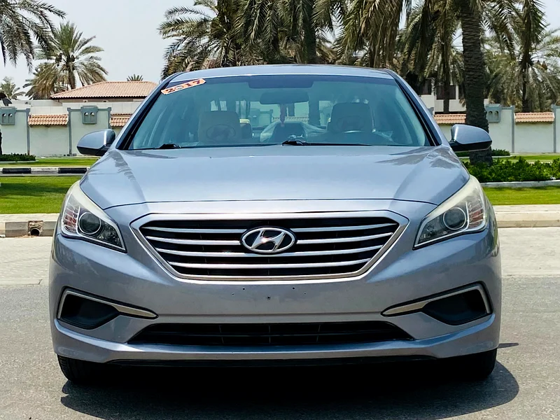 Hyundai Sonata SE 2017 model – excellent condition – beige interior – original parts – at a competitive price63232620579458112