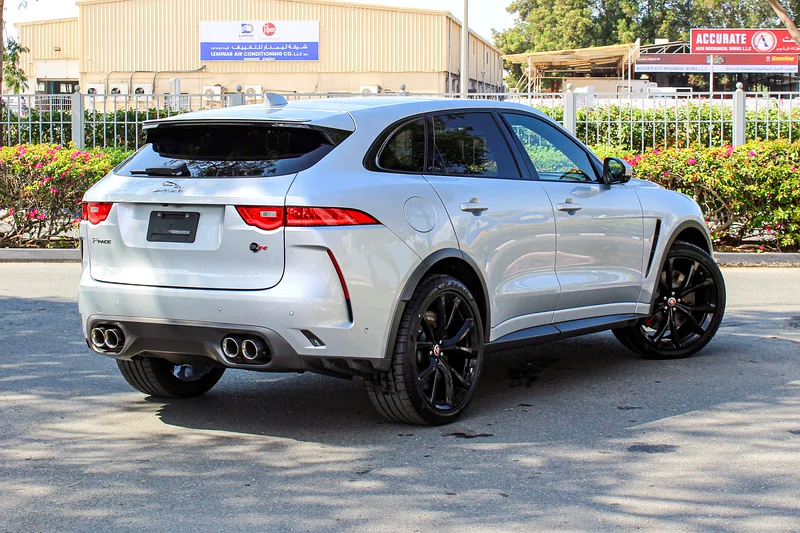 Jaguar F-Pace SVR V8 / 2019 / Law Mileage (55,000 Km) / Canadian Specs63221824787330114