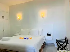 Deluxe Two Bedroom Fully Furnished - Navy Gate